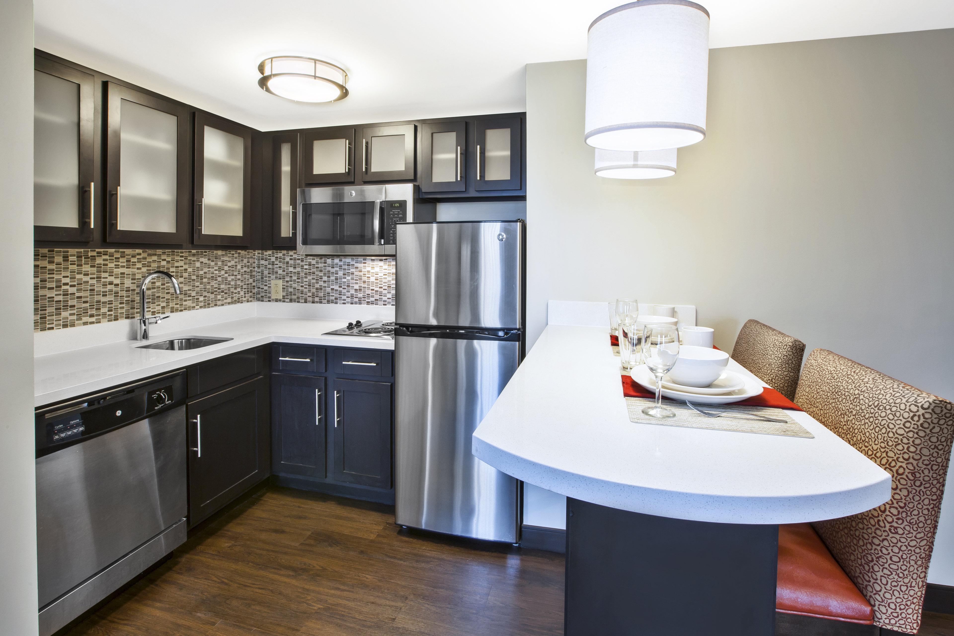 Staybridge Suites Cleveland Mayfield Heights Beachwood By Ihg Екстериор снимка