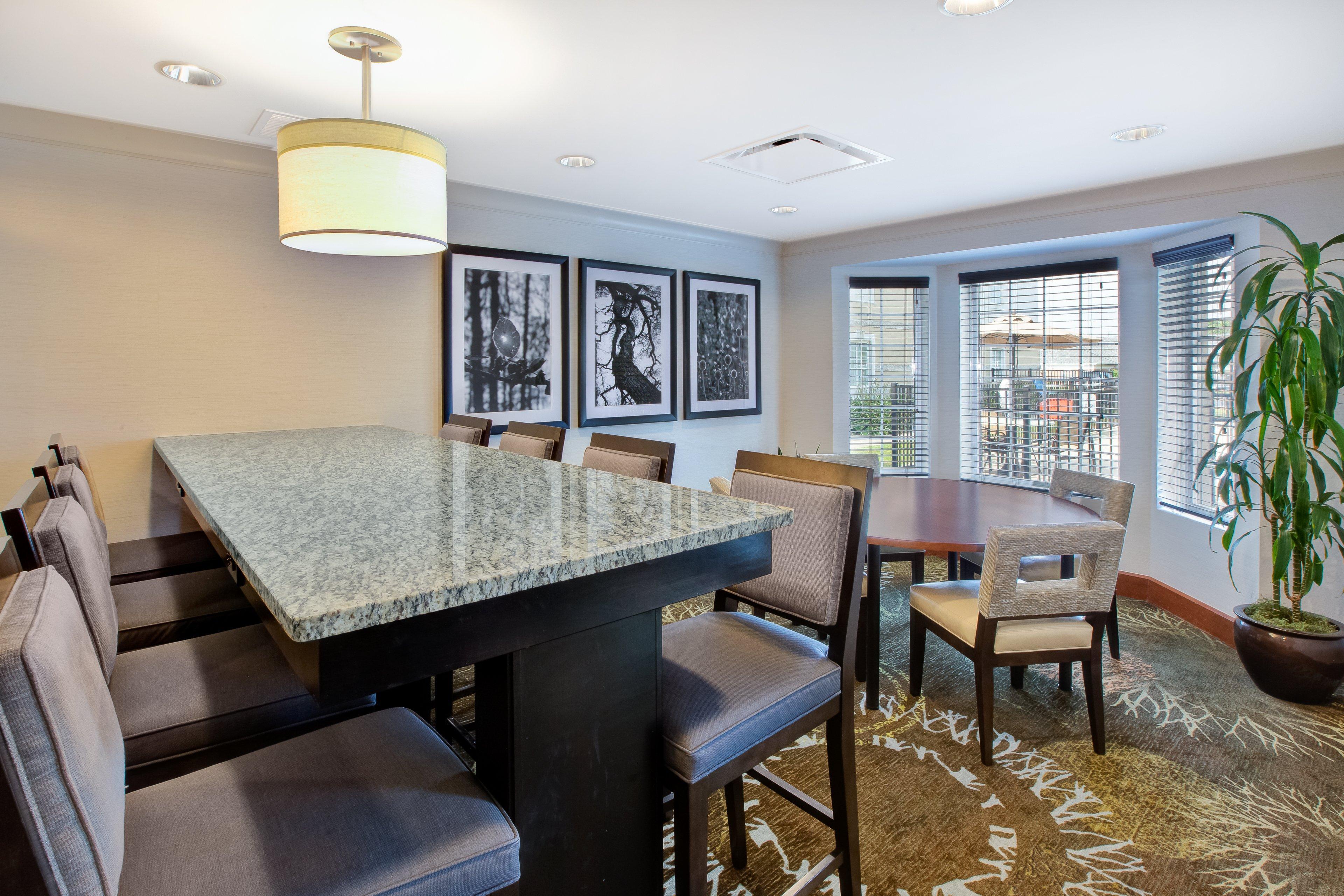 Staybridge Suites Cleveland Mayfield Heights Beachwood By Ihg Екстериор снимка