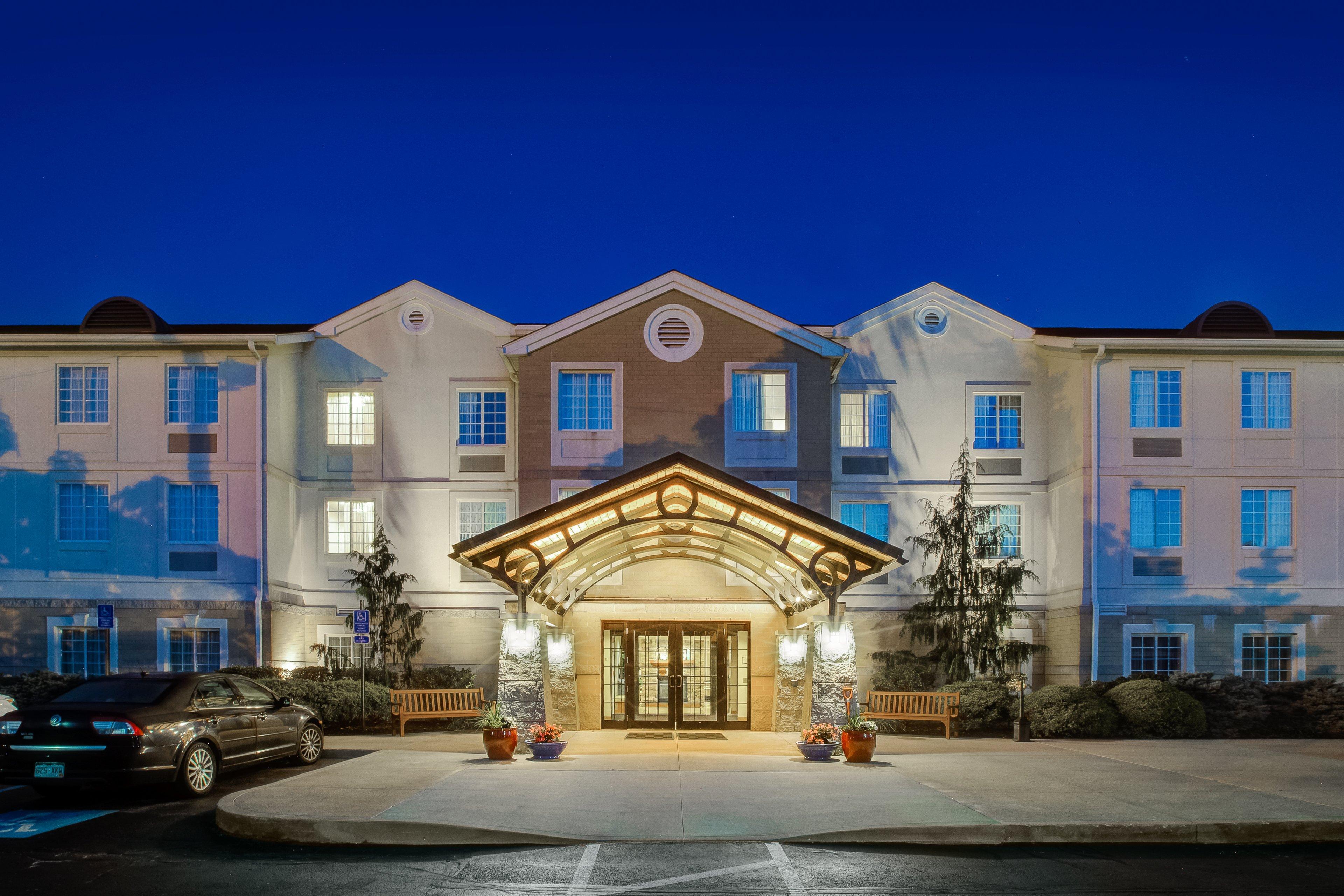 Staybridge Suites Cleveland Mayfield Heights Beachwood By Ihg Екстериор снимка