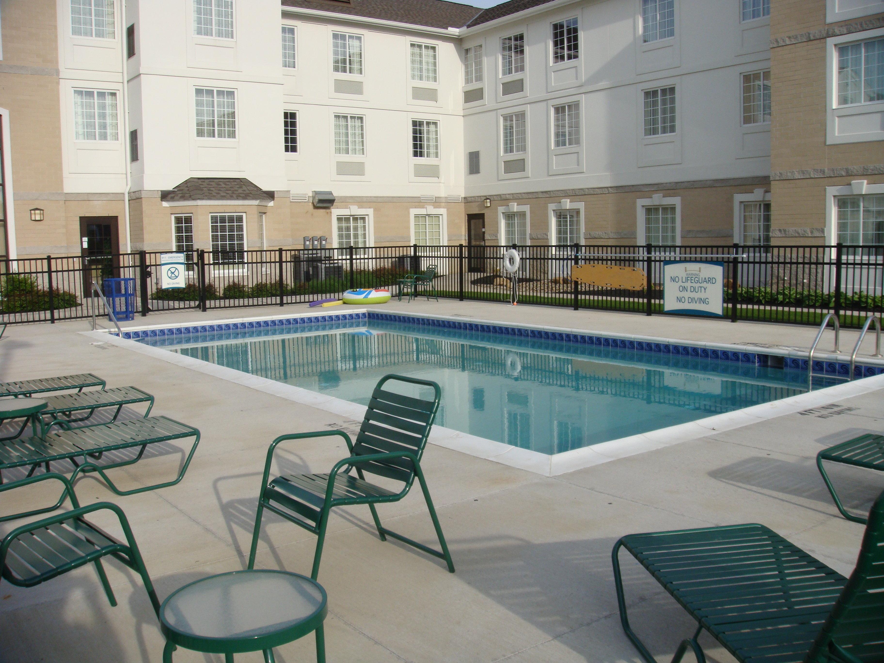 Staybridge Suites Cleveland Mayfield Heights Beachwood By Ihg Екстериор снимка