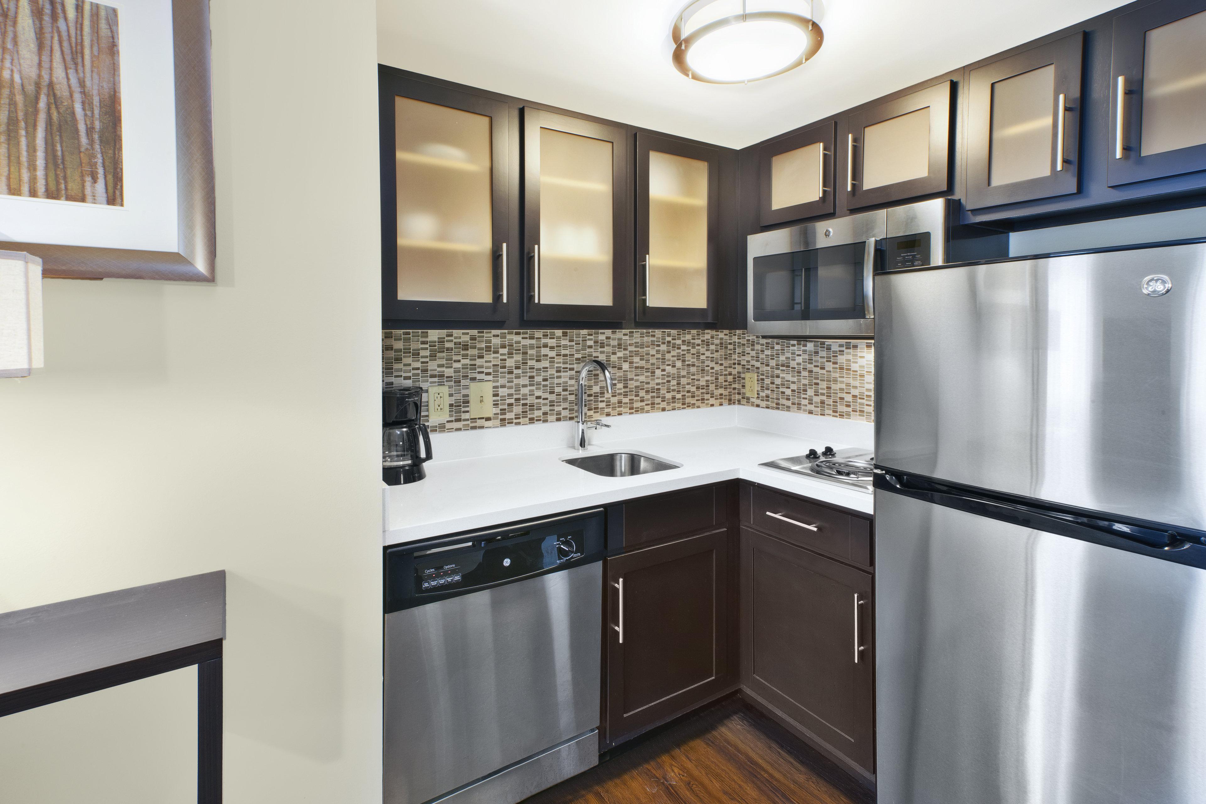 Staybridge Suites Cleveland Mayfield Heights Beachwood By Ihg Екстериор снимка