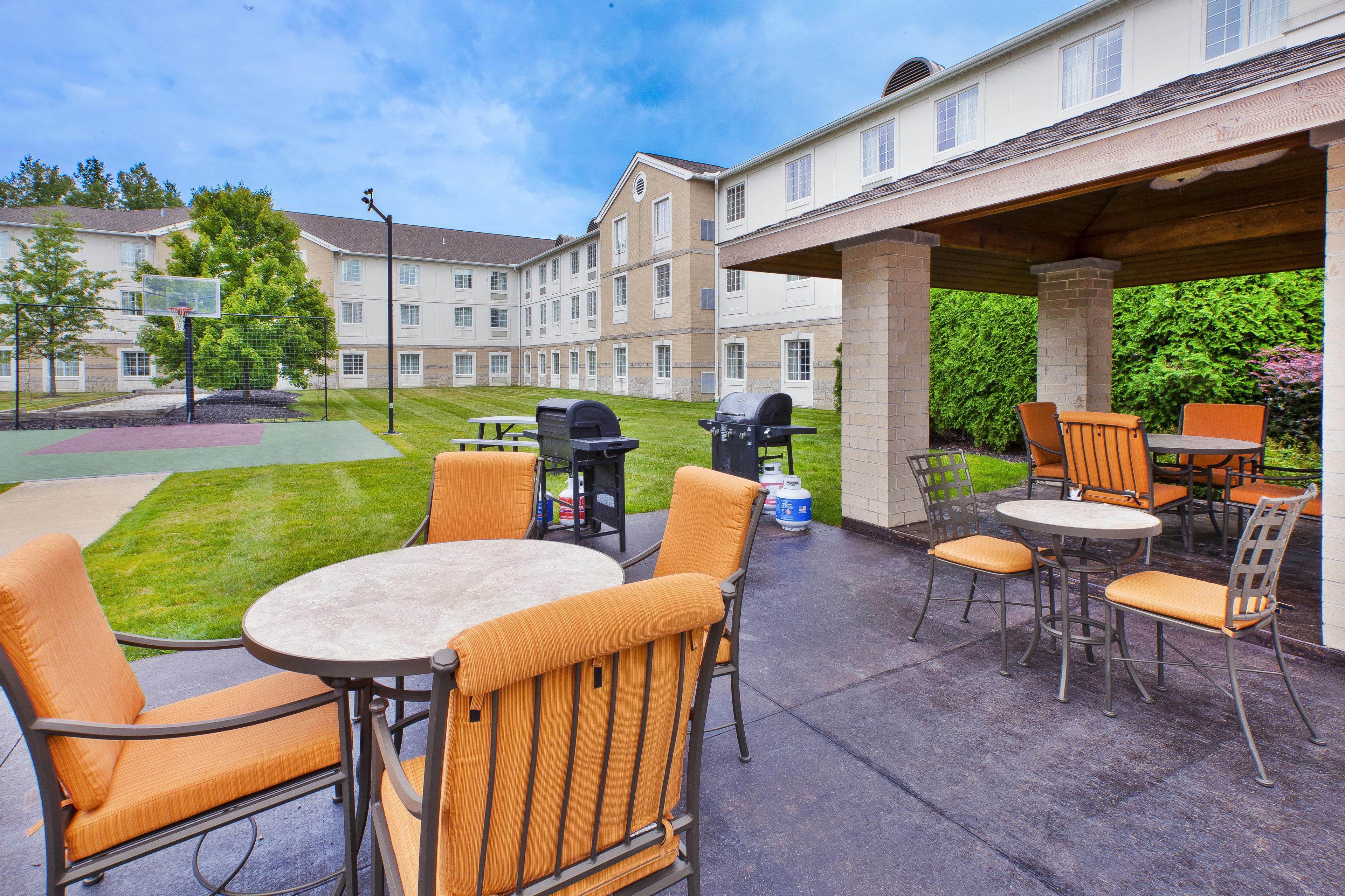Staybridge Suites Cleveland Mayfield Heights Beachwood By Ihg Екстериор снимка