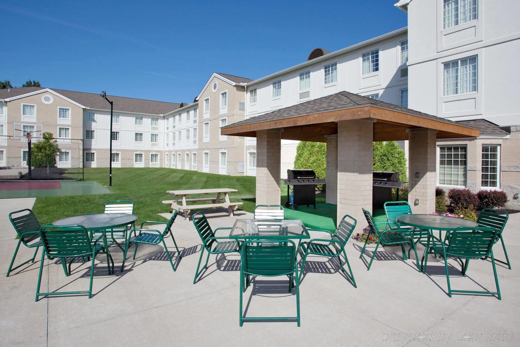 Staybridge Suites Cleveland Mayfield Heights Beachwood By Ihg Екстериор снимка